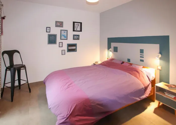 Amazing In Les Avignon Holiday home *